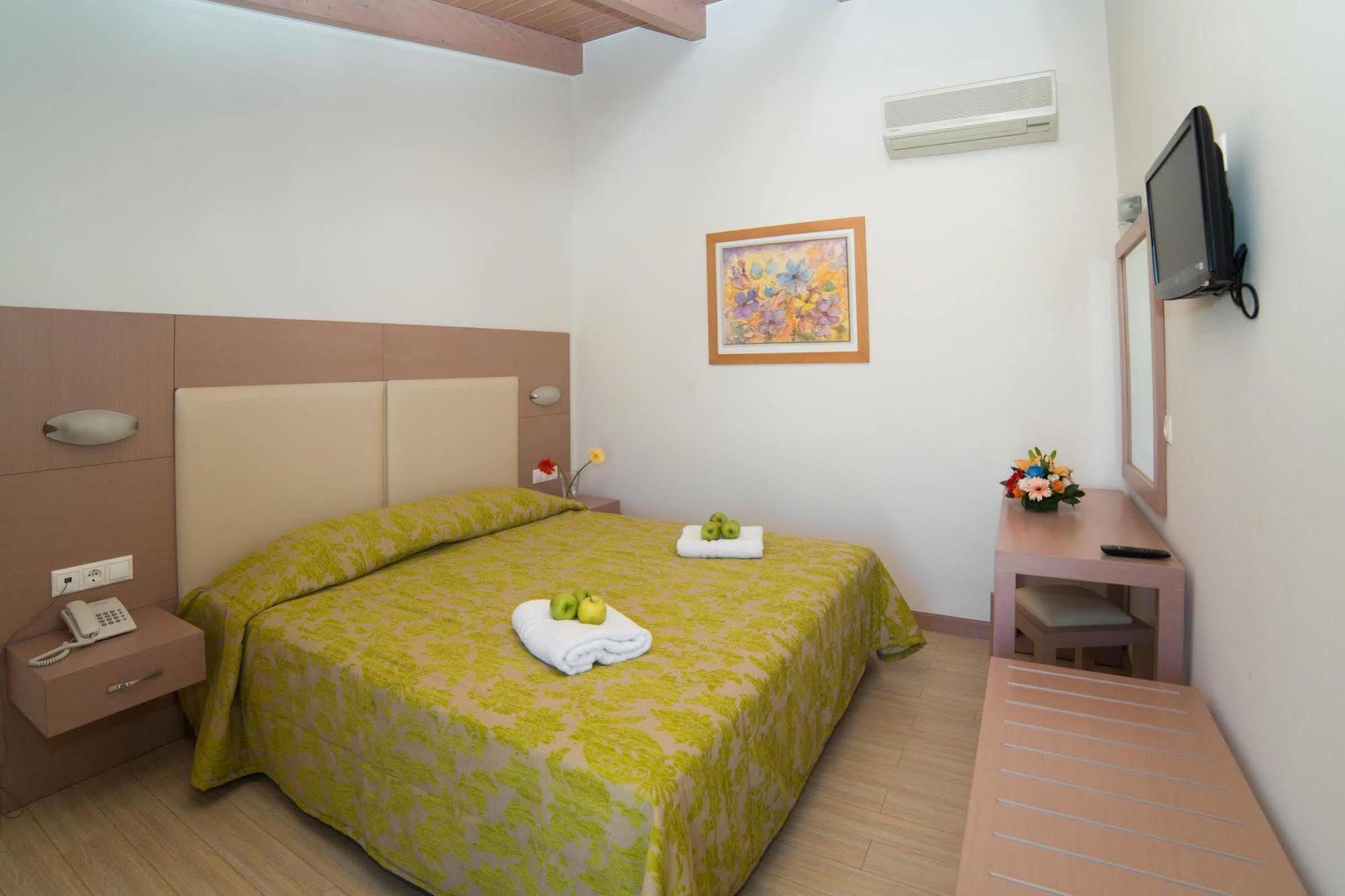 Panormo Beach Hotel Pánormosz Kültér fotó